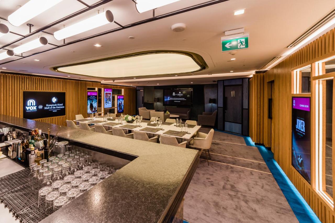 Aspen Chalets By Kempinski Hotel Mall Of The Emirates Dubai Exterior photo